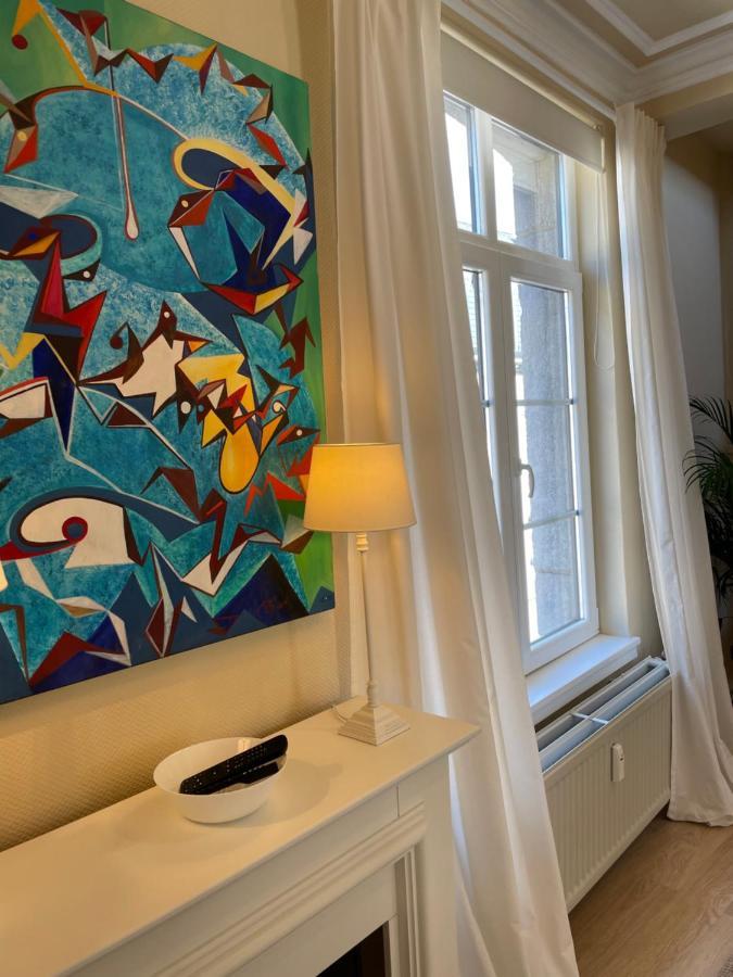 Le 25, Duplex Elegant Au Coeur Du Pietonnier Historique Apartment Namur
